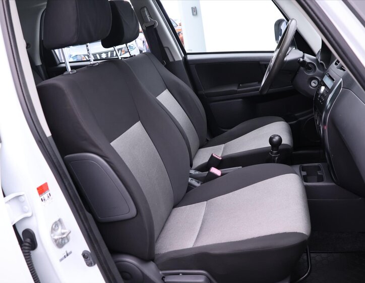 Fiat Sedici Hatchback 1,6 l 88 kw