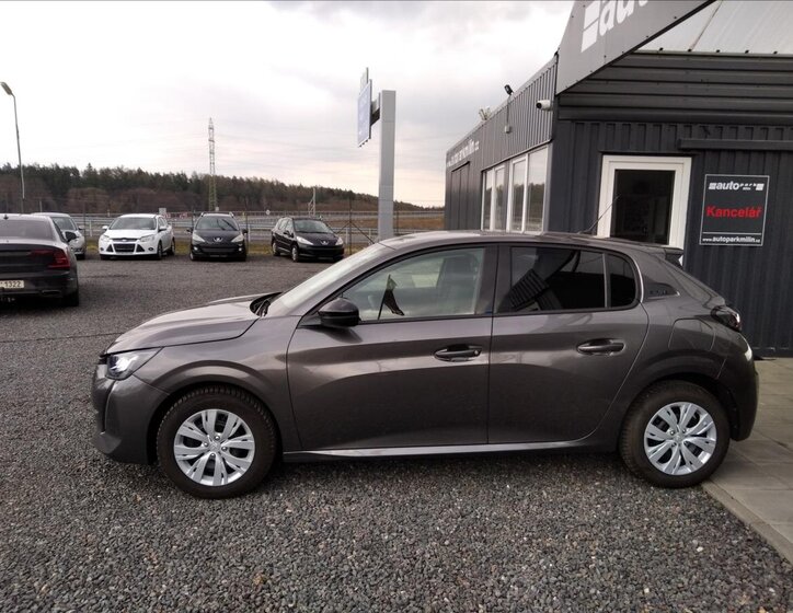 Peugeot 208 Hatchback 1,2 l 74 kw