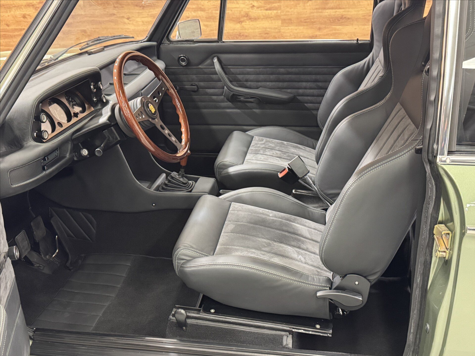 BMW Ostatní Kupé 2,0 l 74 kw