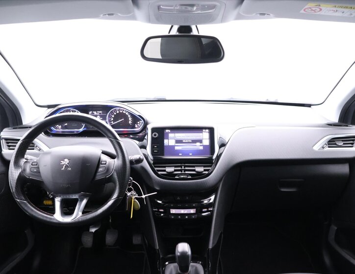 Peugeot 2008 SUV / Terénní 1,2 l 81 kw