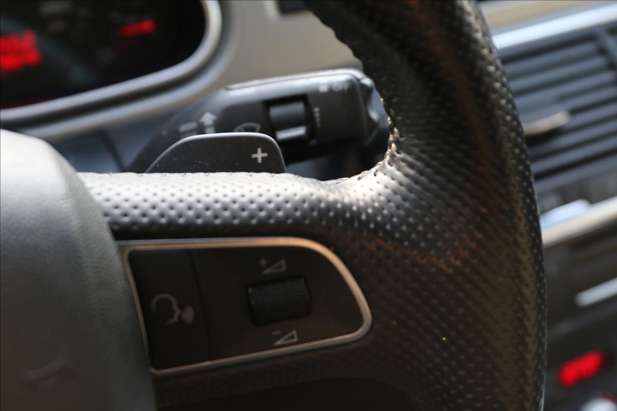 Audi Q7 Kombi 3,0 l 176 kw