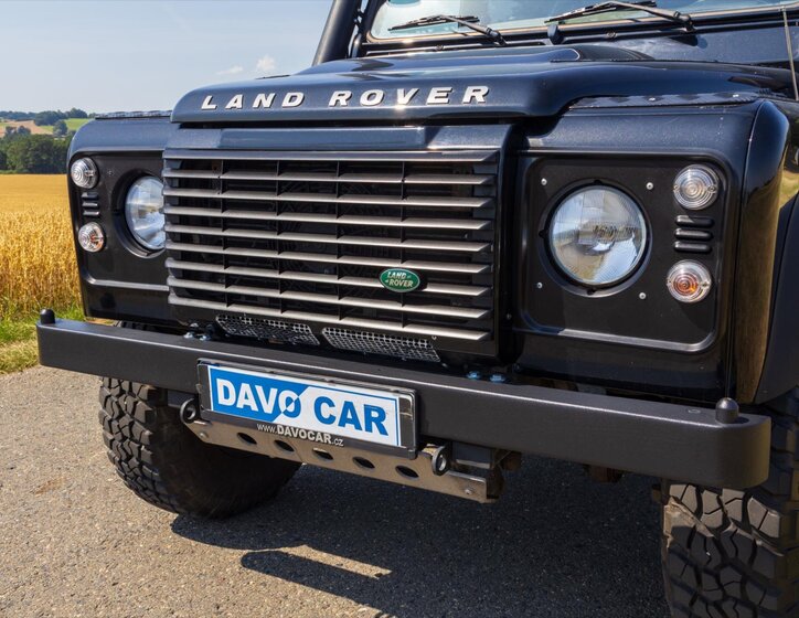 Land Rover Defender SUV 2,2 l 90 kw