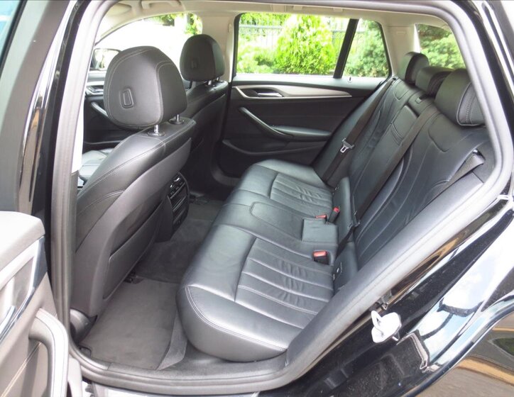 BMW Řada 5 Kombi 2,0 l 140 kw