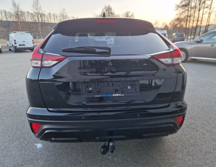 Mitsubishi Ostatní SUV / Terénní 2,4 l 138 kw