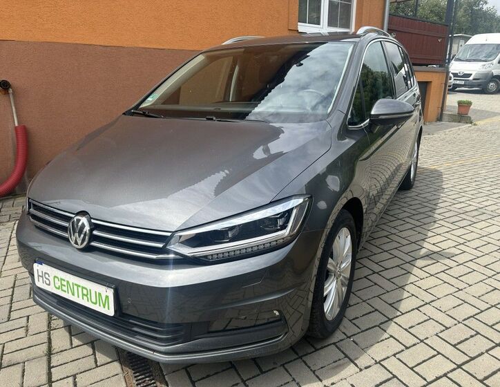 Volkswagen Touran 10