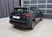 Peugeot 2008 SUV / Terénní 1,2 l 81 kw