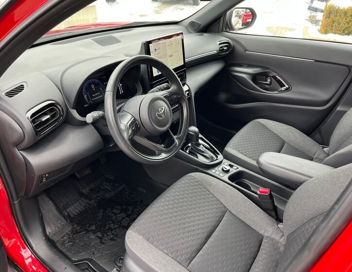 Toyota Yaris Cross SUV 1,5 l 68 kw