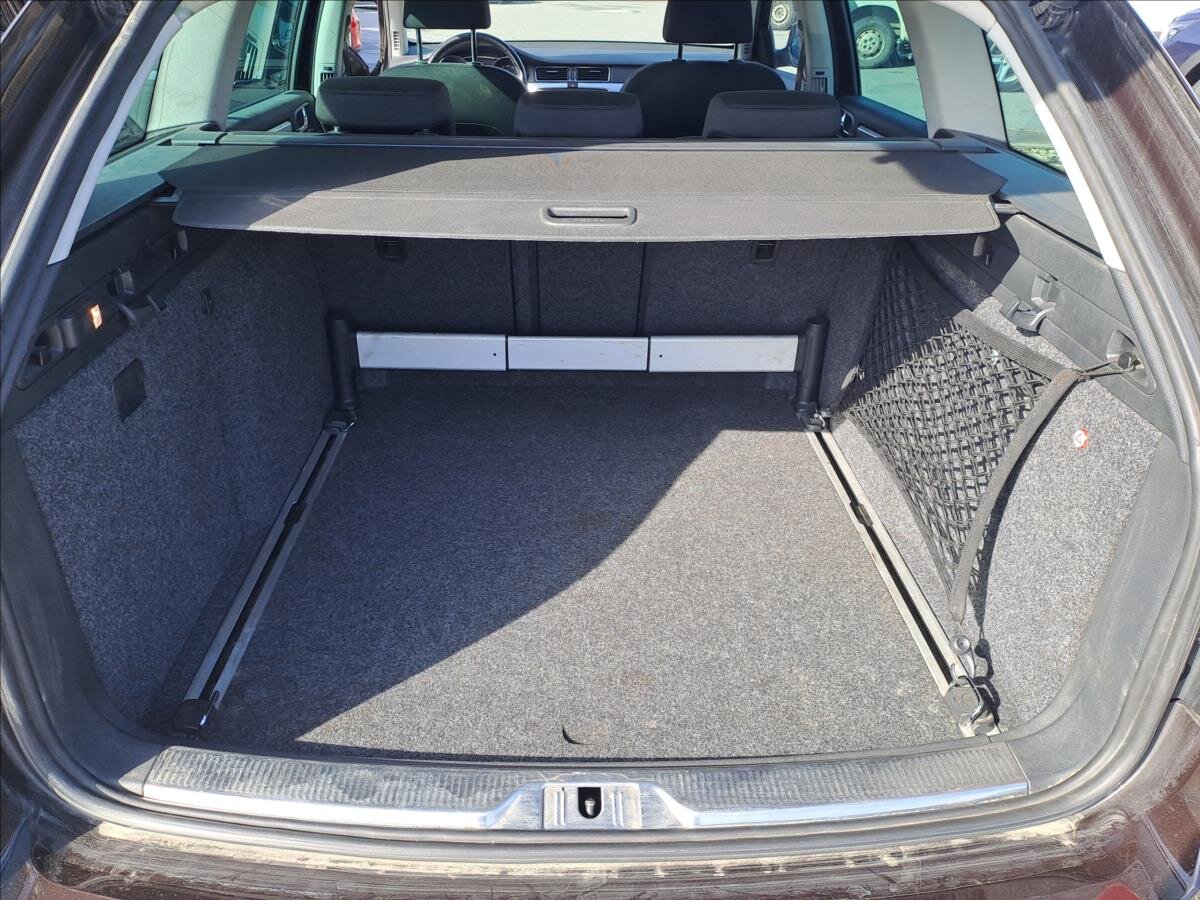 Škoda Superb Kombi 2,0 l 125 kw