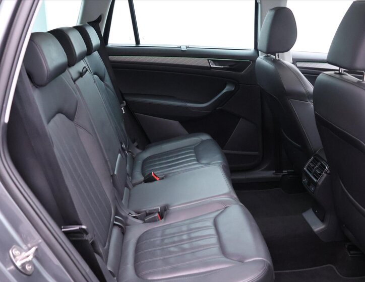 Škoda Kodiaq SUV / Terénní 1,5 l 110 kw