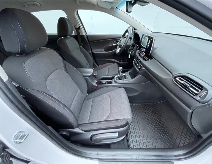 Hyundai i30 Kombi 998,0 88 kw