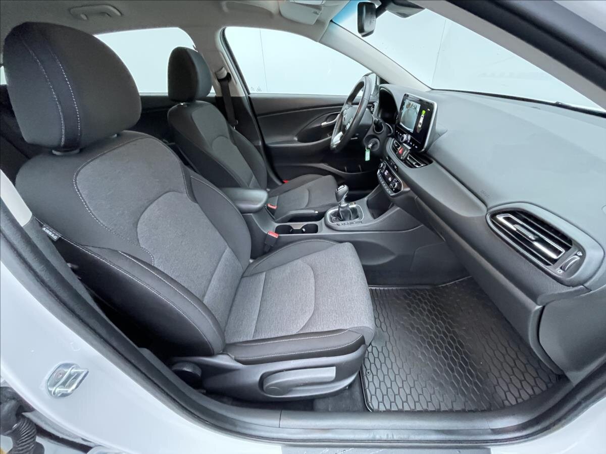 Hyundai i30 Kombi 998,0 88 kw