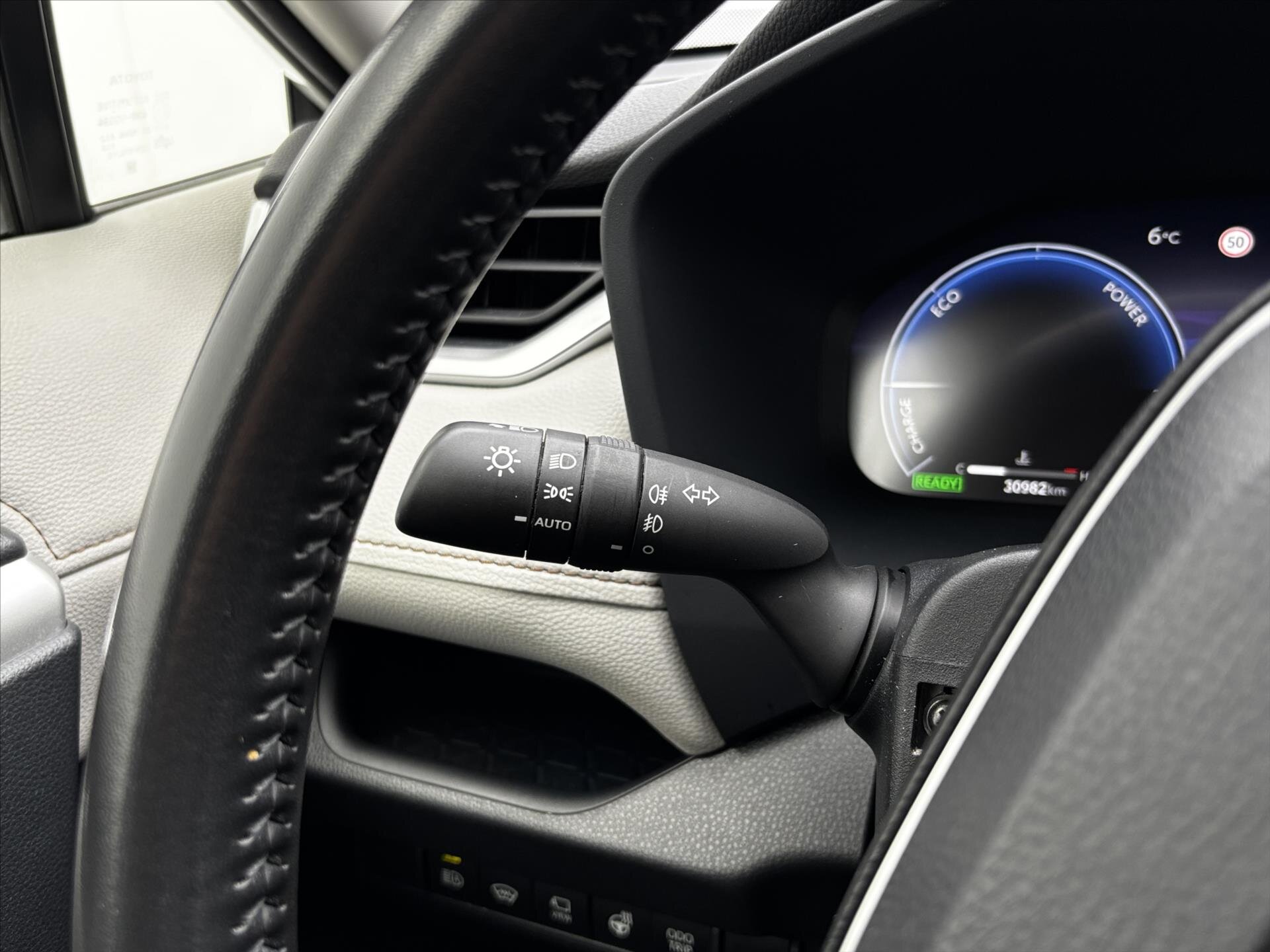 Toyota RAV4 SUV 2,5 l 131 kw