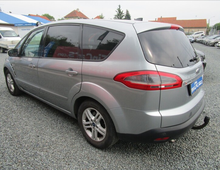 Ford S-MAX 6