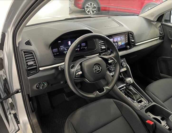 Škoda Karoq SUV / Terénní 1,5 l 110 kw