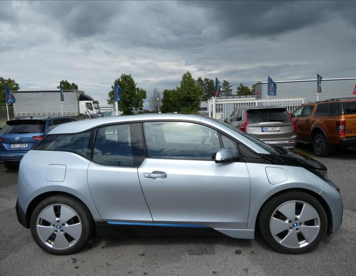 BMW i3 12