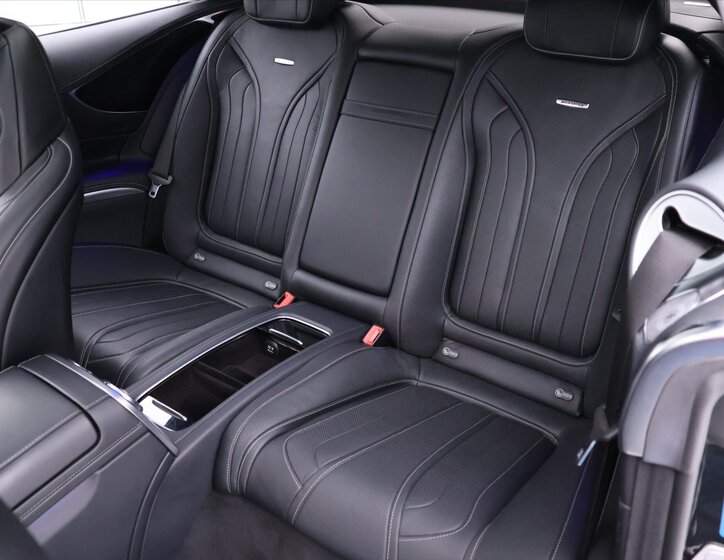 Mercedes-Benz Třídy S Kupé 5,5 l 430 kw