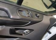 Ford Transit Custom 11