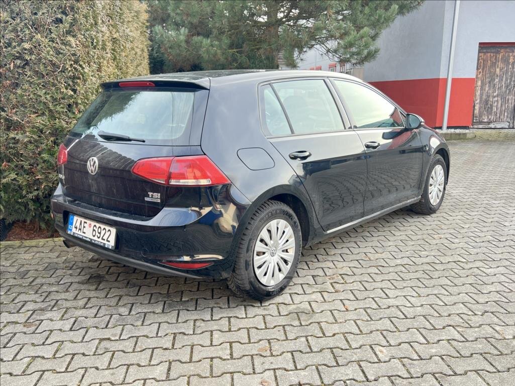 Volkswagen Golf Hatchback 1,2 l 77 kw