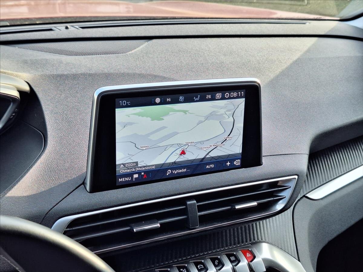 Peugeot 3008 SUV / Terénní 1,5 l 96 kw