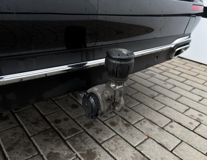 Mercedes-Benz Třídy E Kombi 2,0 l 143 kw