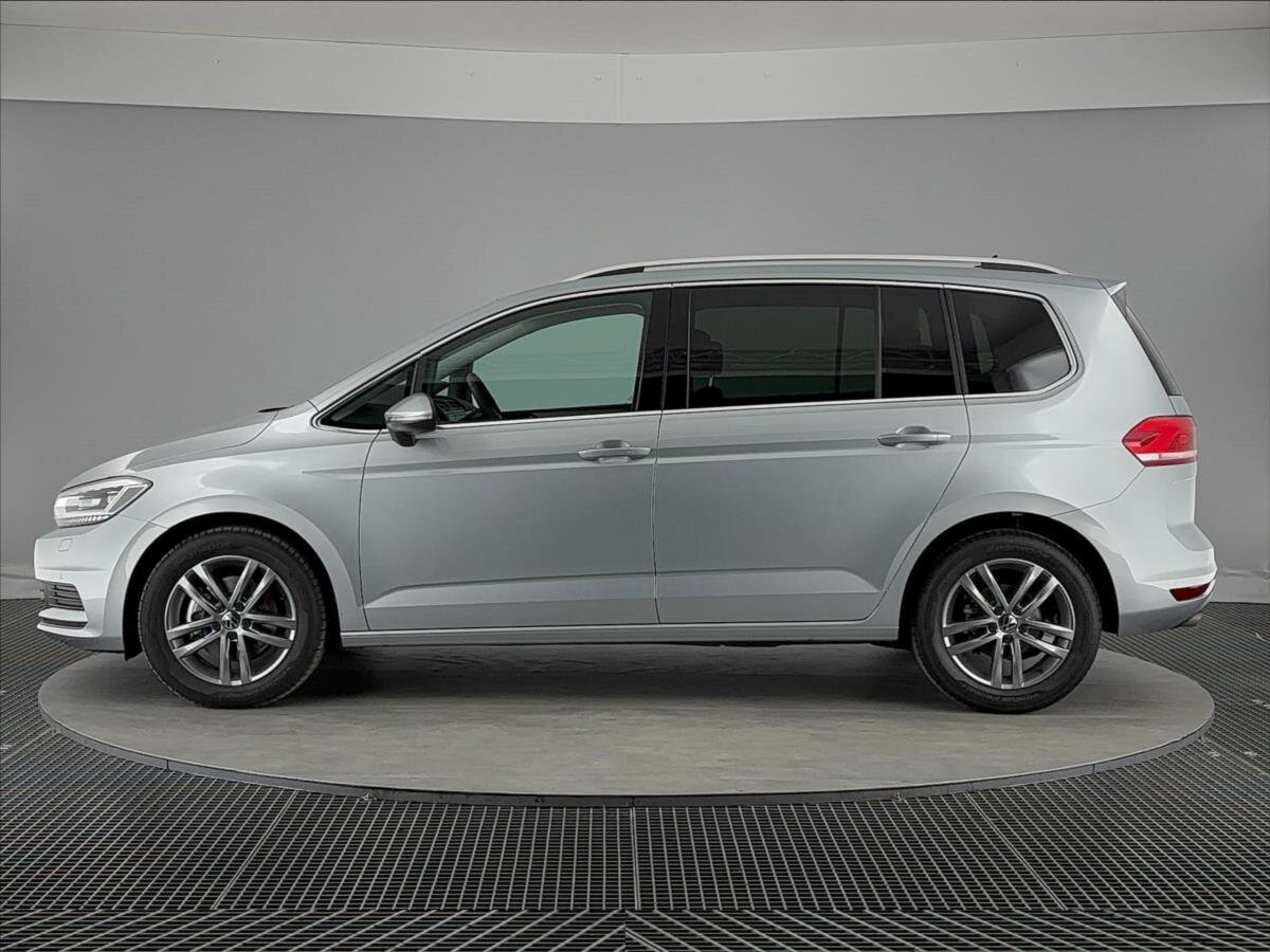 Volkswagen Touran MPV 1,5 l 110 kw