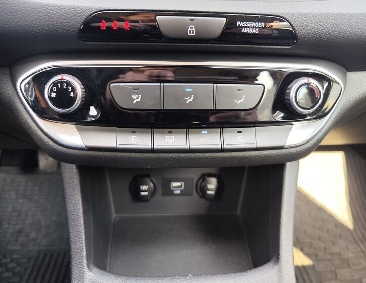 Hyundai i30 Hatchback 1,5 l 81 kw