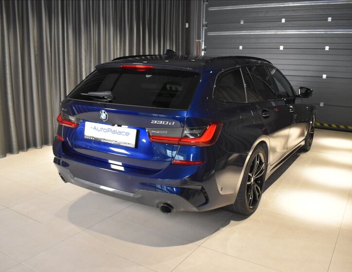 BMW Řada 3 Kombi 3,0 l 210 kw