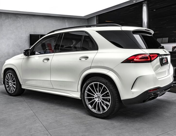 Mercedes-Benz GLE 7