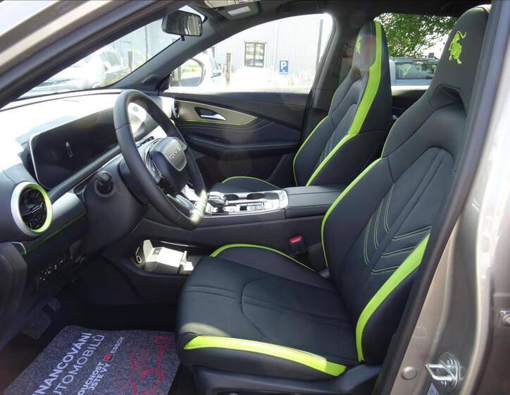 Dongfeng T5 EVO EV 12