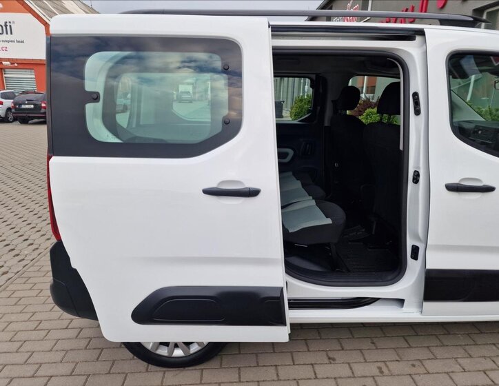 Citroën Berlingo MPV 1,2 l 81 kw