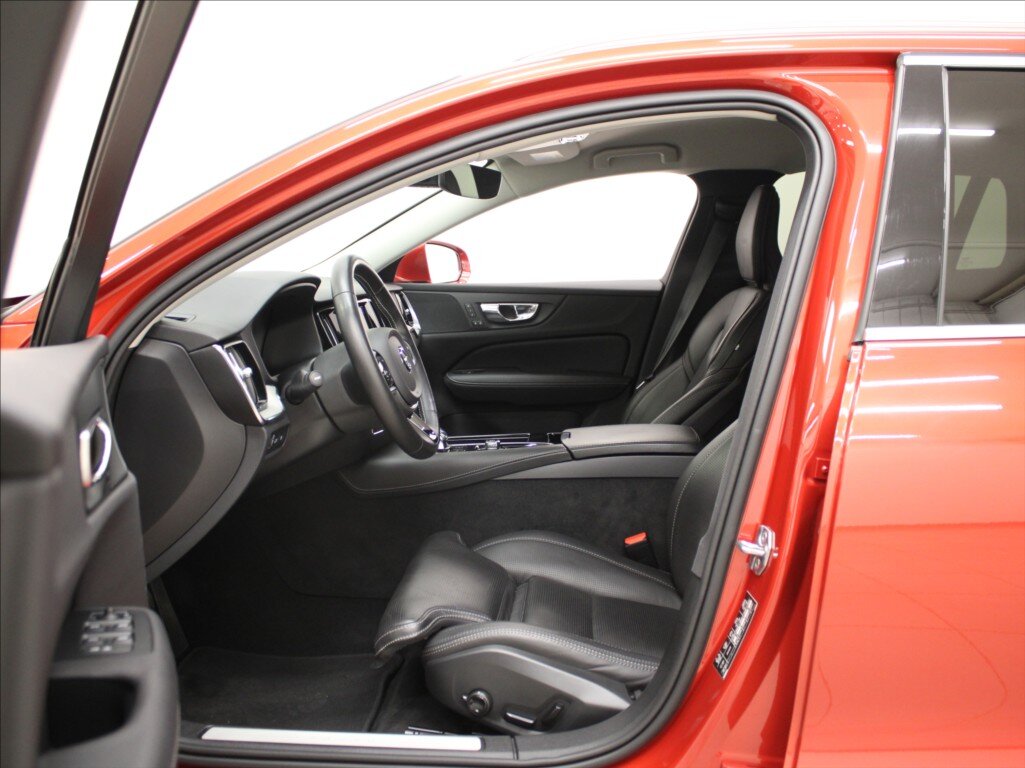 Volvo V60 Kombi 2,0 l 257 kw