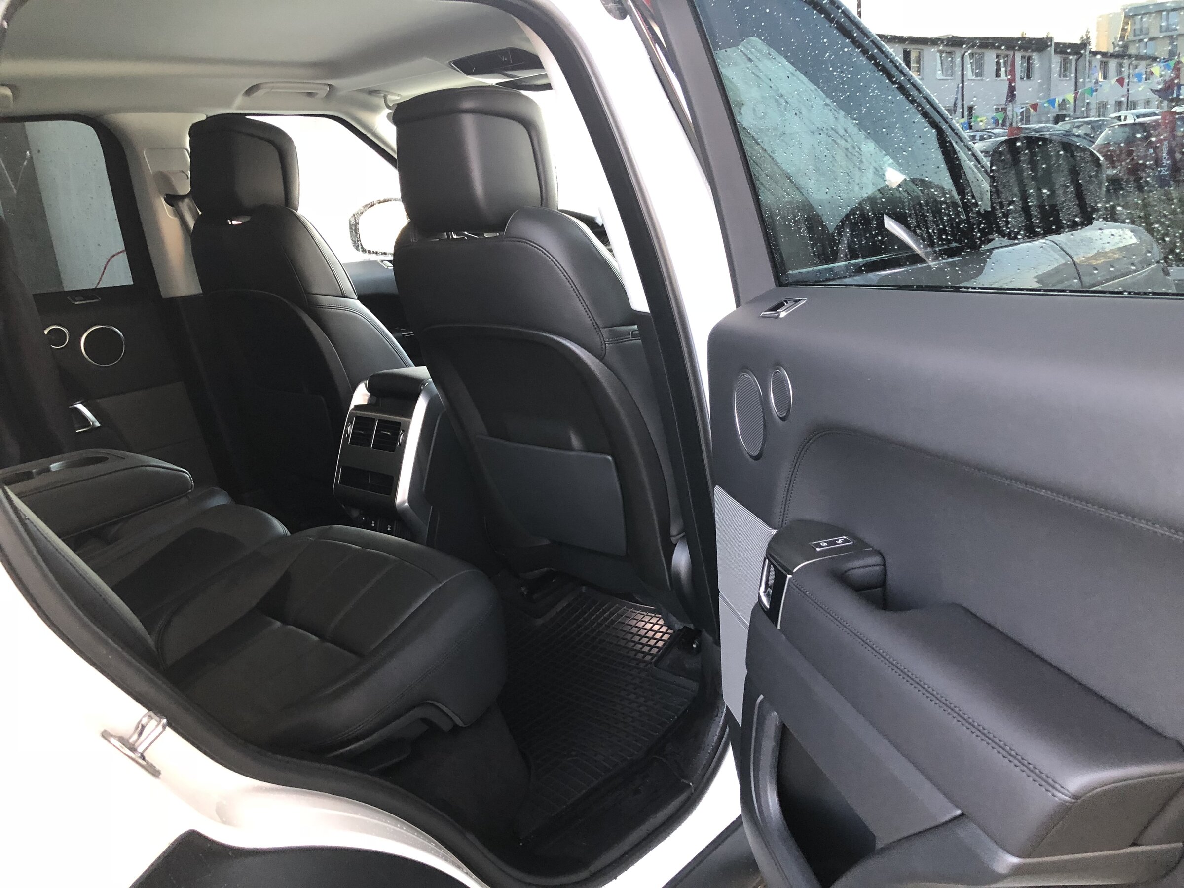 Land Rover Range Rover SUV / Terénní 3,0 l 190 kw