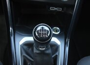 Volkswagen T-Roc SUV / Terénní 1,6 l 85 kw