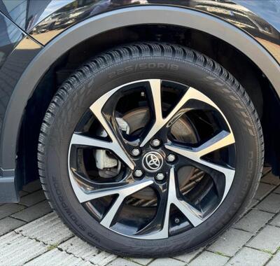 Toyota C-HR 16