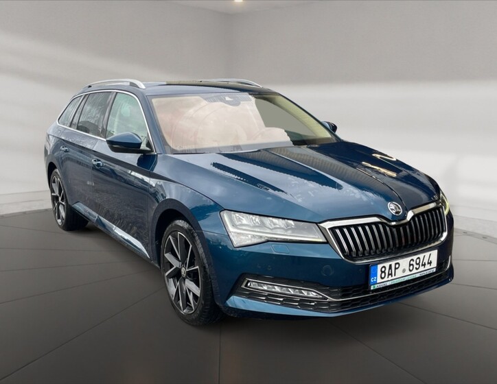 Škoda Superb 1