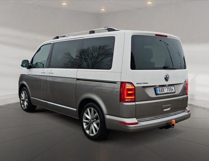 Volkswagen Multivan 5