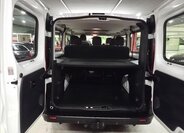 Renault Trafic 8