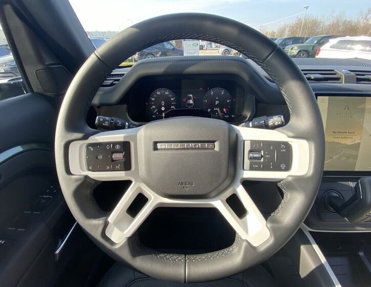 Land Rover Defender SUV / Terénní 3,0 l 258 kw
