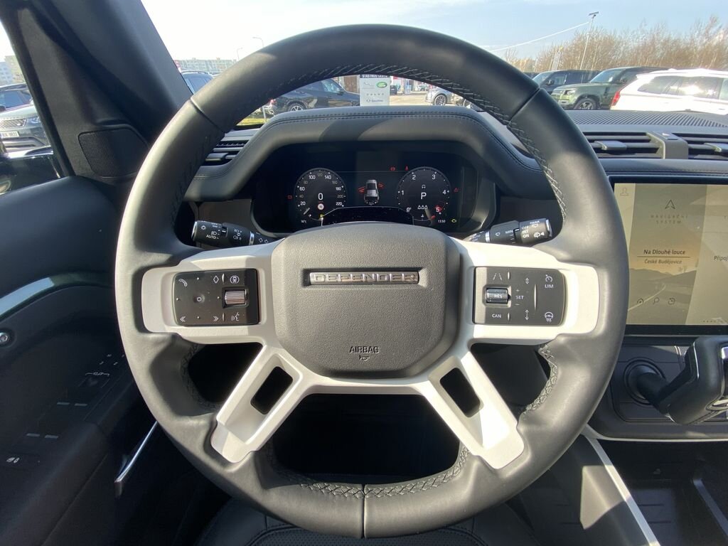 Land Rover Defender SUV / Terénní 3,0 l 258 kw
