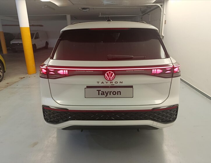 Volkswagen Tayron SUV / Terénní 2,0 l 150 kw