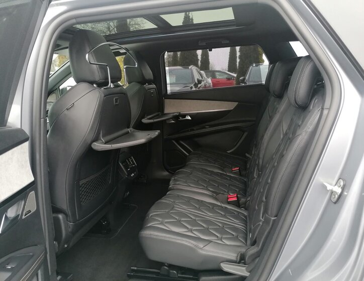 Peugeot 5008 11