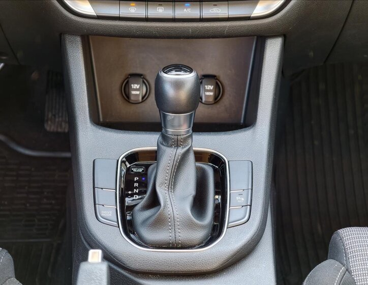 Hyundai i30 Liftback 998,0 88 kw