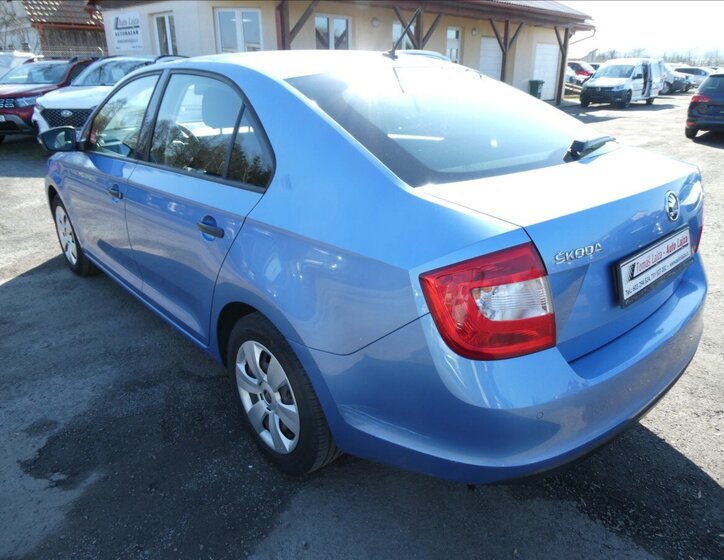 Škoda Rapid Sedan / Limuzína 1,2 l 66 kw