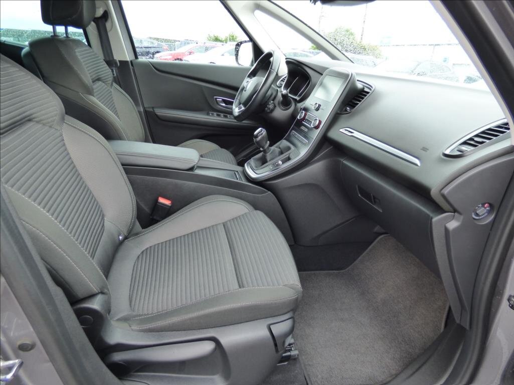 Renault Scénic MPV 1,5 l 81 kw