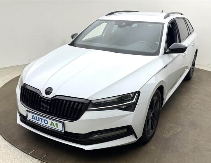 Škoda Superb Kombi 2,0 l 140 kw
