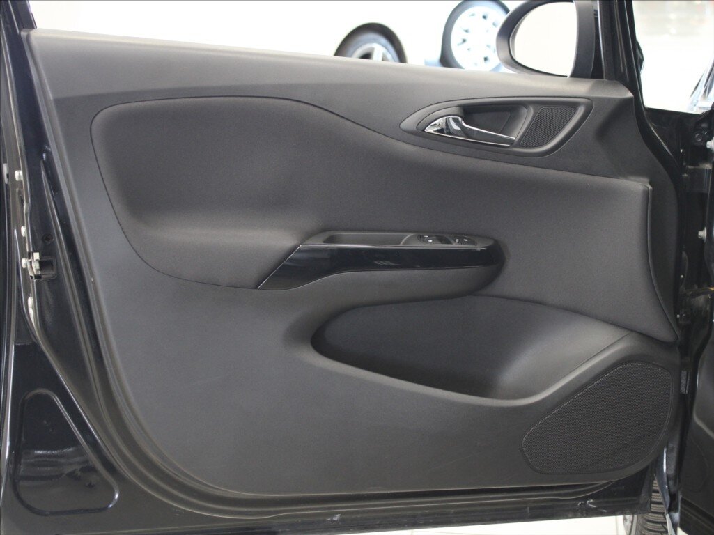 Opel Corsa Hatchback 1,4 l 66 kw