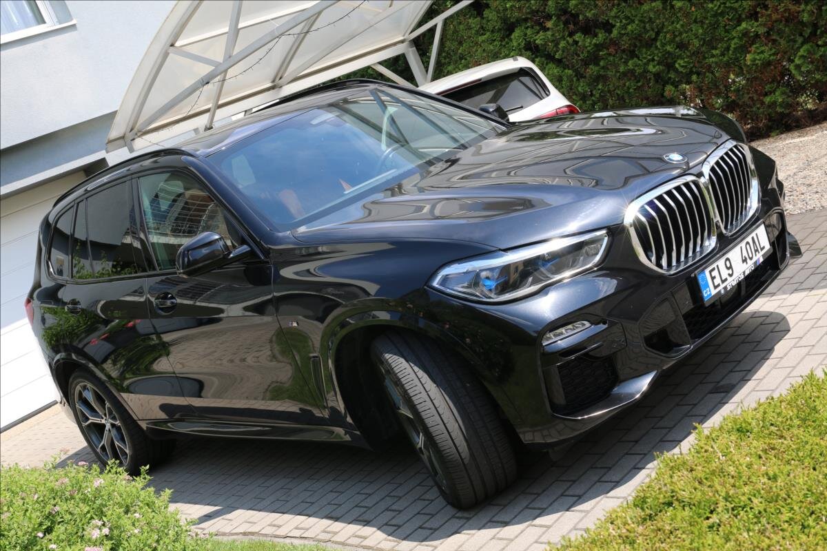 BMW X5 Kombi 3,0 l 290 kw