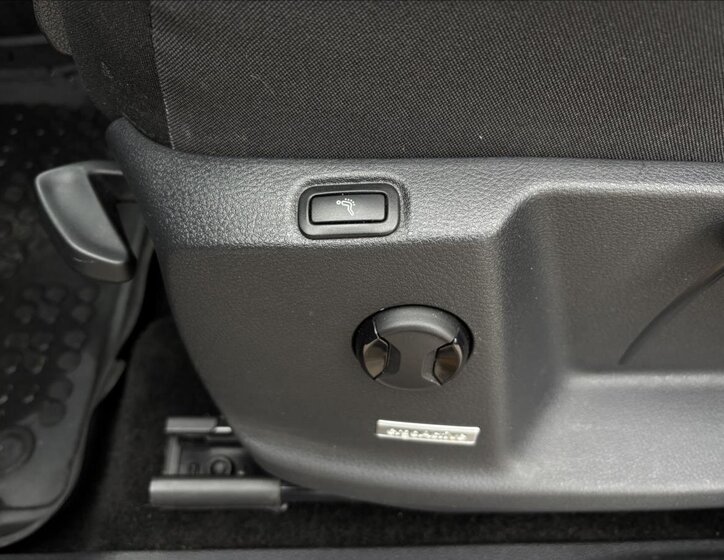 Volkswagen Touran MPV 1,5 l 110 kw