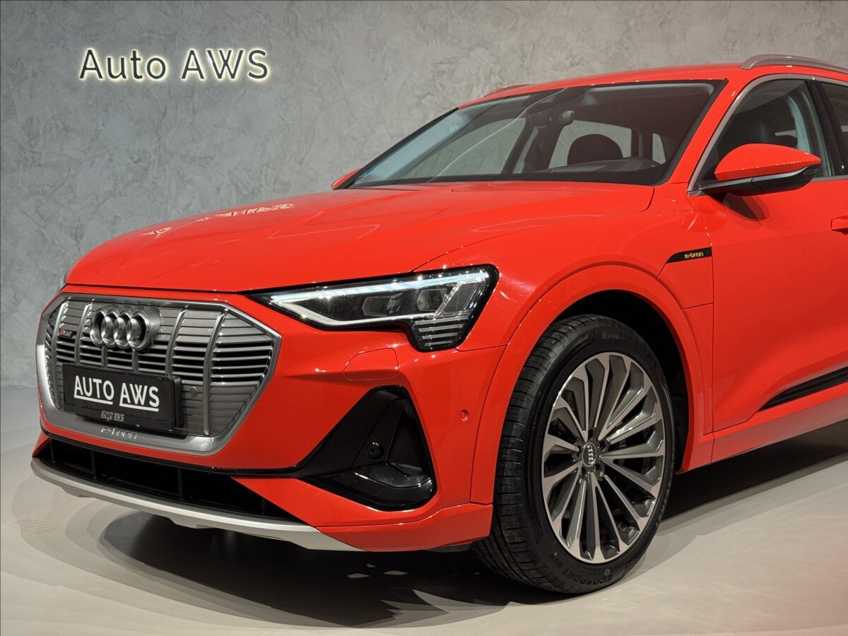 Audi e-tron SUV 0,0 300 kw