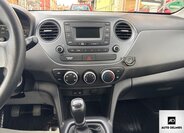 Hyundai i10 24